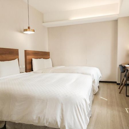 Check Inn Express Taipei Station Экстерьер фото