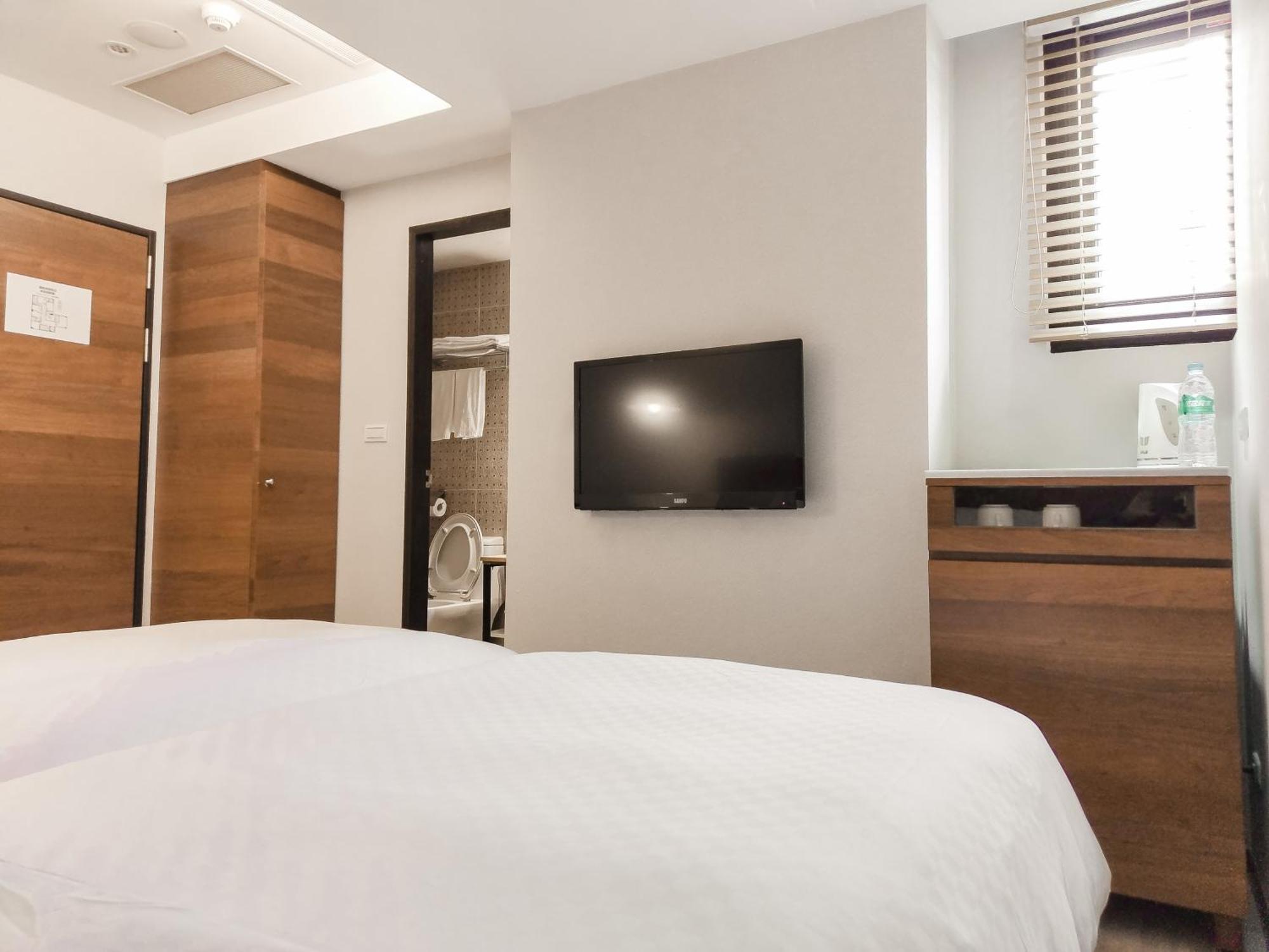 Check Inn Express Taipei Station Экстерьер фото
