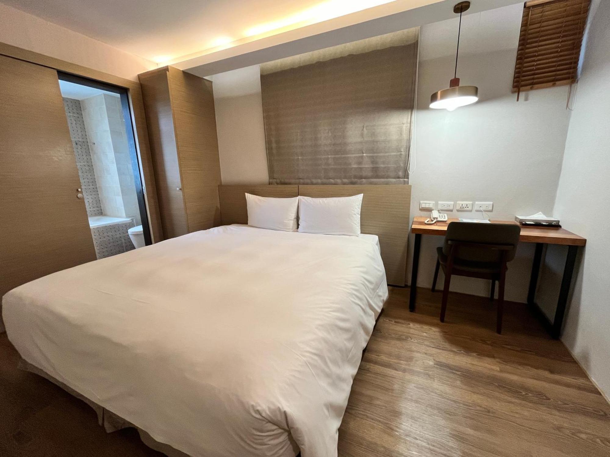 Check Inn Express Taipei Station Экстерьер фото