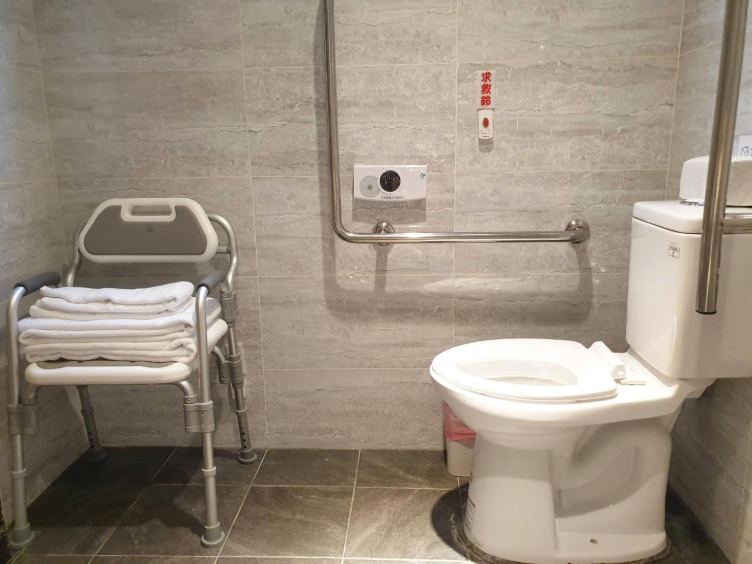Check Inn Express Taipei Station Экстерьер фото